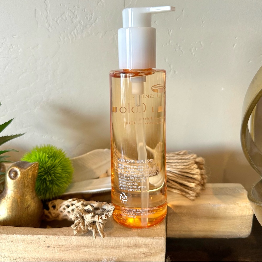 Nu Skin Nu colour enriching cleansing oil 200ml.